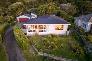 63 Ames Street, Paekakariki