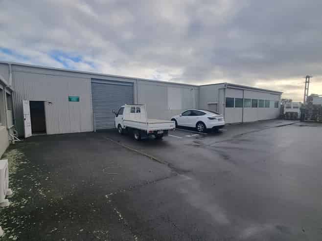 Handy Industrial Workshop/Warehouse
