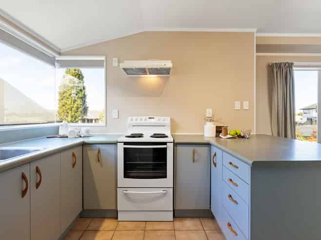 95 Rototuna Road, Rototuna