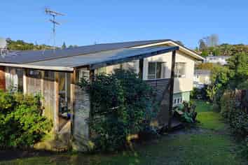 27 Cheval Drive, Totara Vale