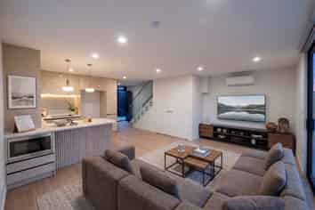 7/9 Utting Street, Birkdale