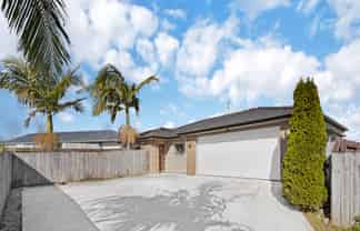 12 John Broad Place, Flat Bush