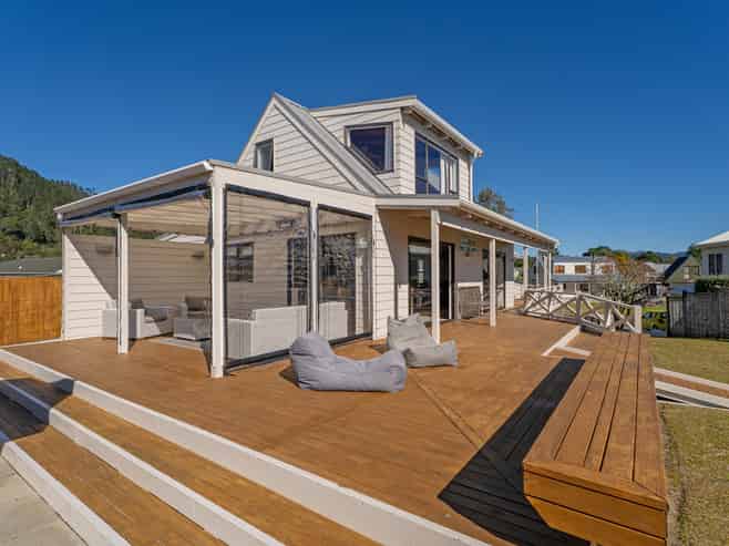 10 Blucher Reef, Pauanui