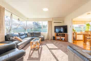 40 Kent Street, Marchwiel