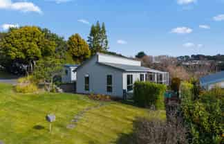 8 Hicks Close, Whitby