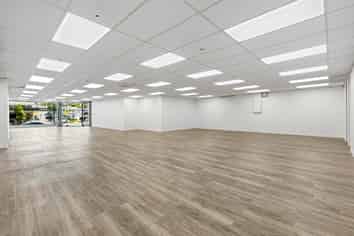 High-profile Devonport retail opportunity