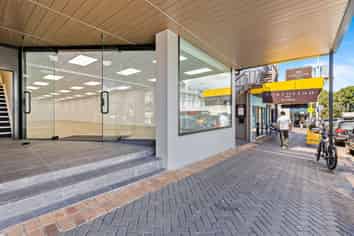 High-profile Devonport retail opportunity