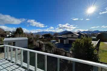 71 Manuka Cr, Wanaka