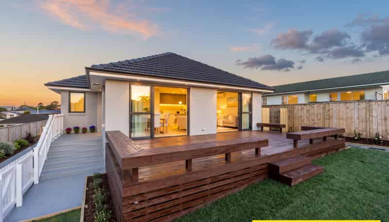 57 Taioma Crescent, Te Atatu Peninsula