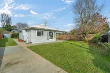 2a Golf Road, Manor Park