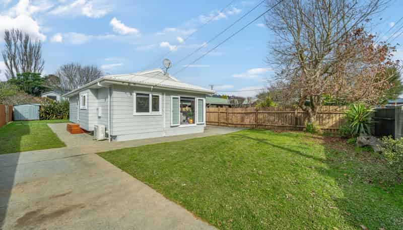 2a Golf Road, Manor Park