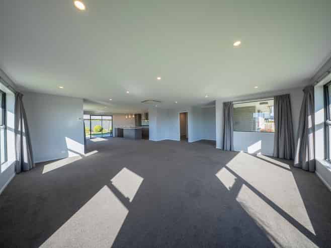 122 Dusky Street, Te Anau