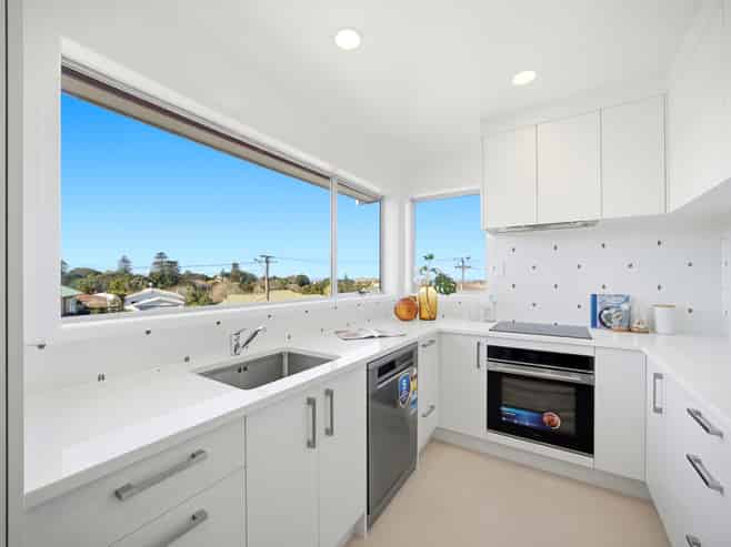 5/16 Warren Avenue, Three Kings