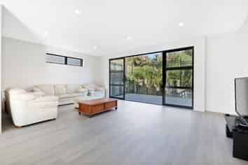 4 Pleasant Way, Gulf Harbour