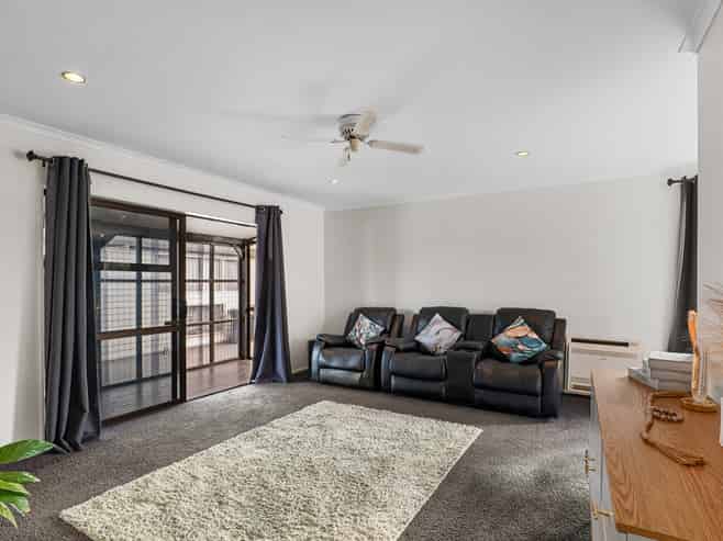 1/42 Bicknor Street, Templeton
