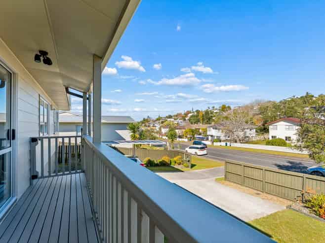 42 Trias Road, Totara Vale