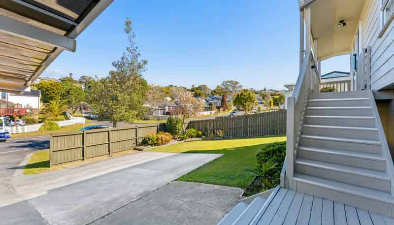 42 Trias Road, Totara Vale