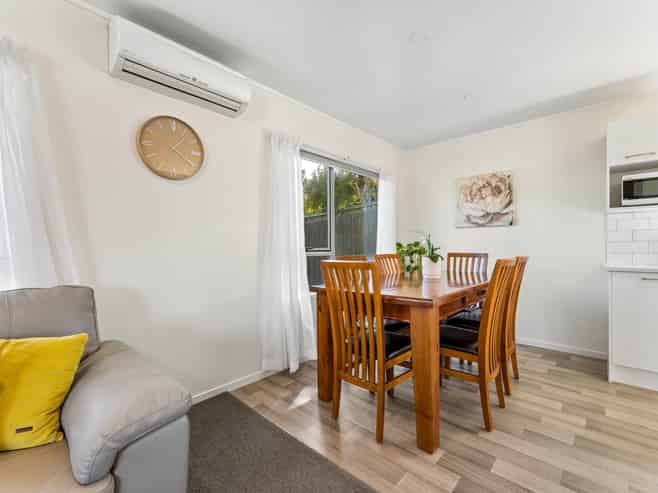 42 Trias Road, Totara Vale