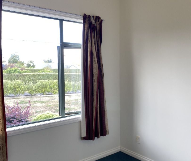 Two bedroom downstairs home in Solway awaits you 5