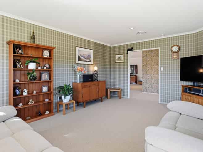 53 Tawavale Street, Pukehangi