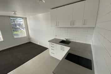 Auckland - Address withheld