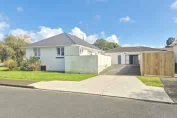 126 Universal Drive, Henderson