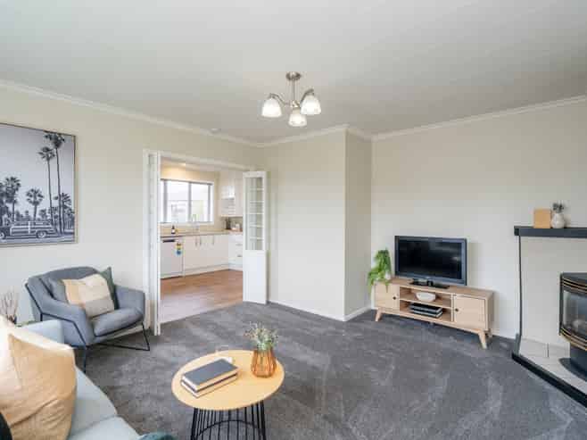 90 Ross Street, Grasmere