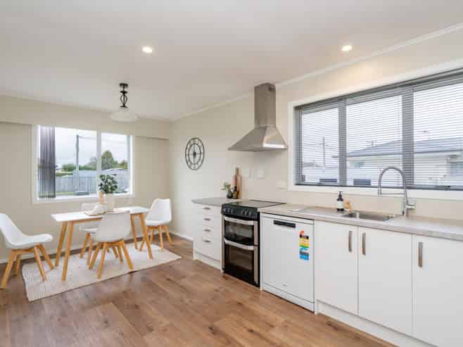 90 Ross Street, Grasmere
