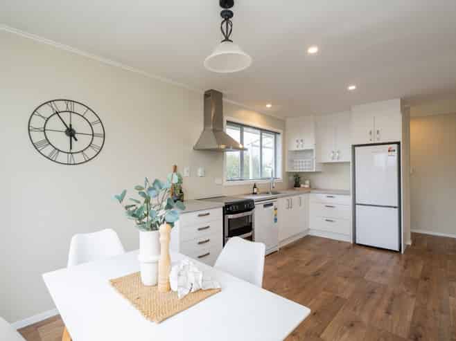 90 Ross Street, Grasmere