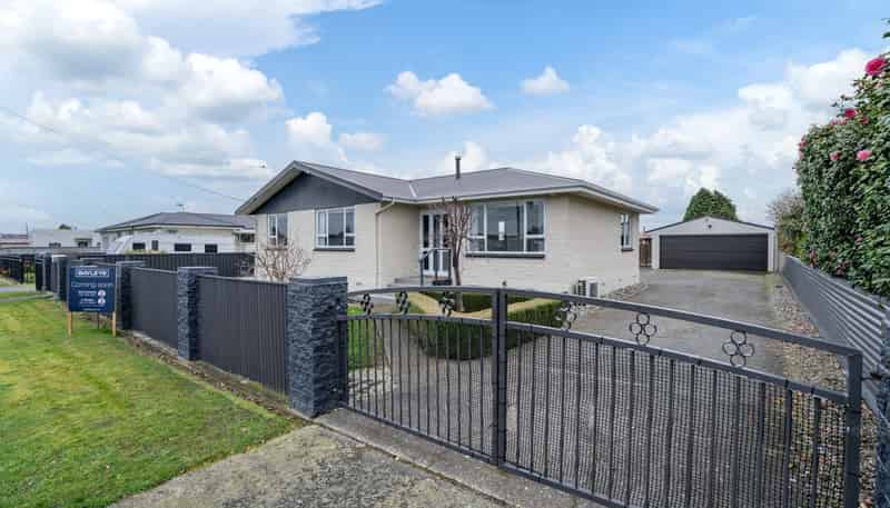 90 Ross Street, Grasmere