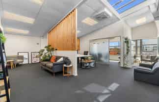 High-Profile Office – Ready for Business