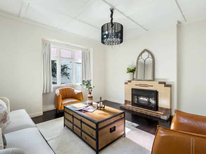 35 Hillsborough Road, Hillsborough