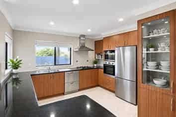 17 Capistrano Mews, Goodwood Heights