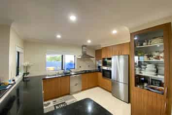 17 Capistrano Mews, Goodwood Heights