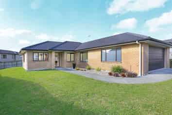 16 Vino Cina Heights, Ranui
