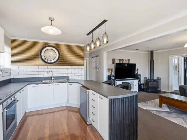 17 Mortlake Street, Islington
