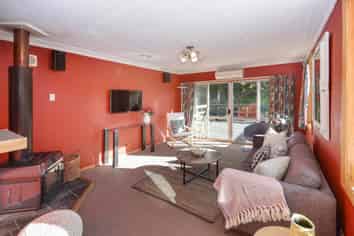 141 Wakari Road, Helensburgh