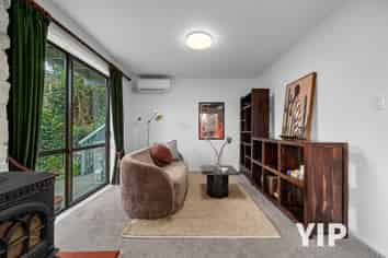 11 Kau Kau Way, Ngaio