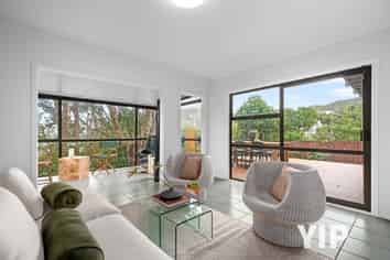 11 Kau Kau Way, Ngaio
