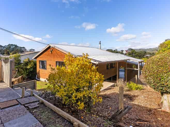 48 McEntee Road, Waitakere
