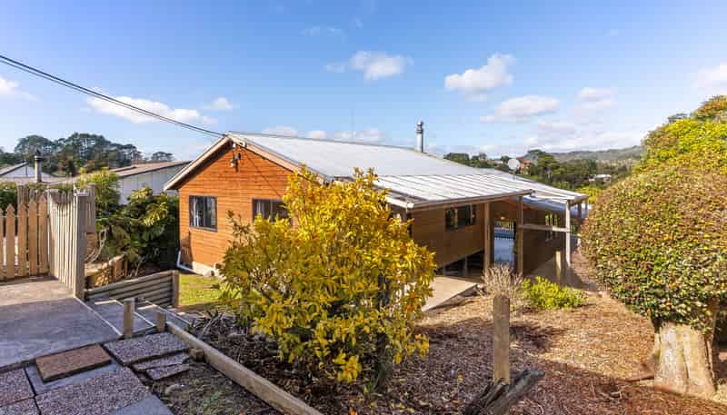 48 McEntee Road, Waitakere