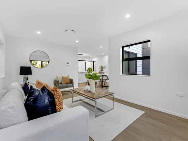 5B Janine Place, Bucklands Beach