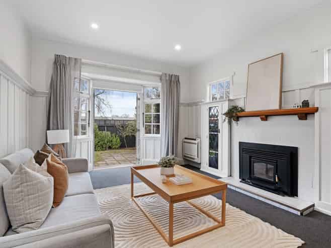 42 Huxley Street, Sydenham
