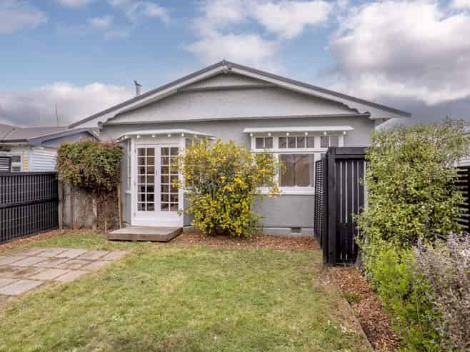 42 Huxley Street, Sydenham