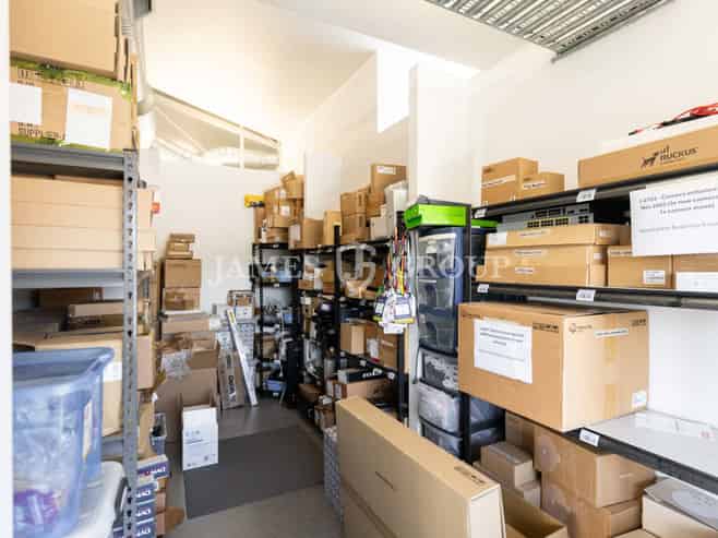 TOP FLOOR OFFICE - HEART OF NEWMARKET