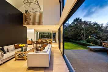 14 Lochiel Road, Khandallah