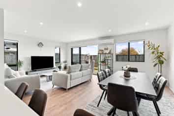 64 Exmoor Road, Karaka