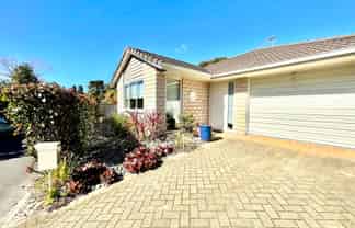 2 Barossa Way, BROOKFIELD