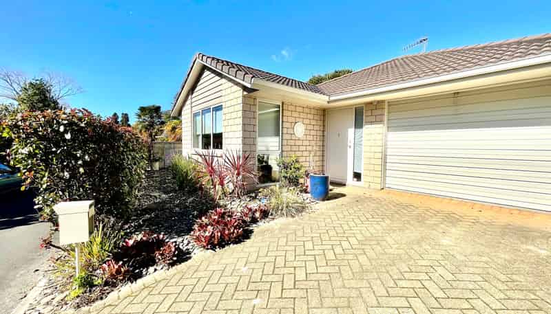 2 Barossa Way, BROOKFIELD