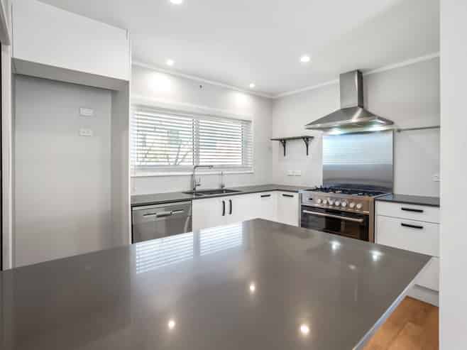 382 Great South Road, Opaheke